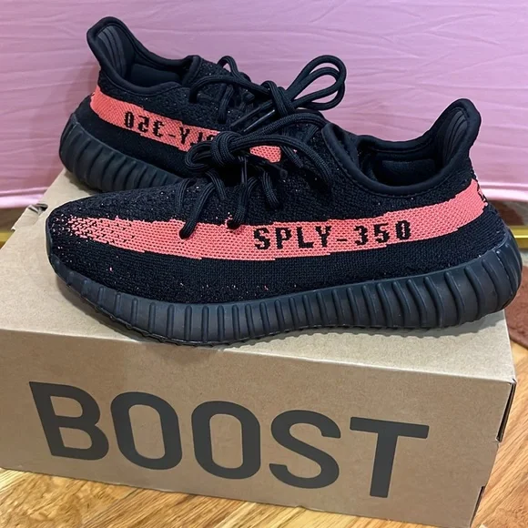adidas gazelle silver green womens Yeezy x Adidas Black/Pink Knit Fabric Boost 350 V2 Sneakers, FR40 - BOPF